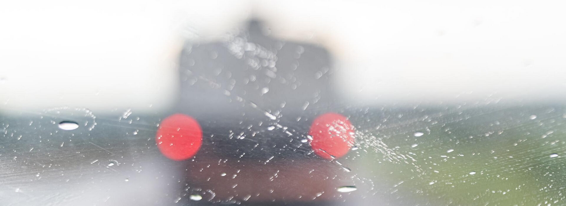 Glass Service Windshield | Condensation on car windows